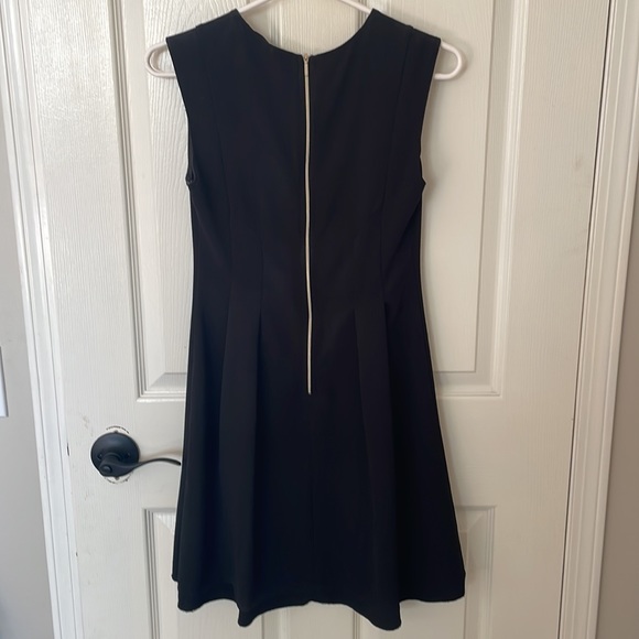 Little black dress - Picture 2 of 6